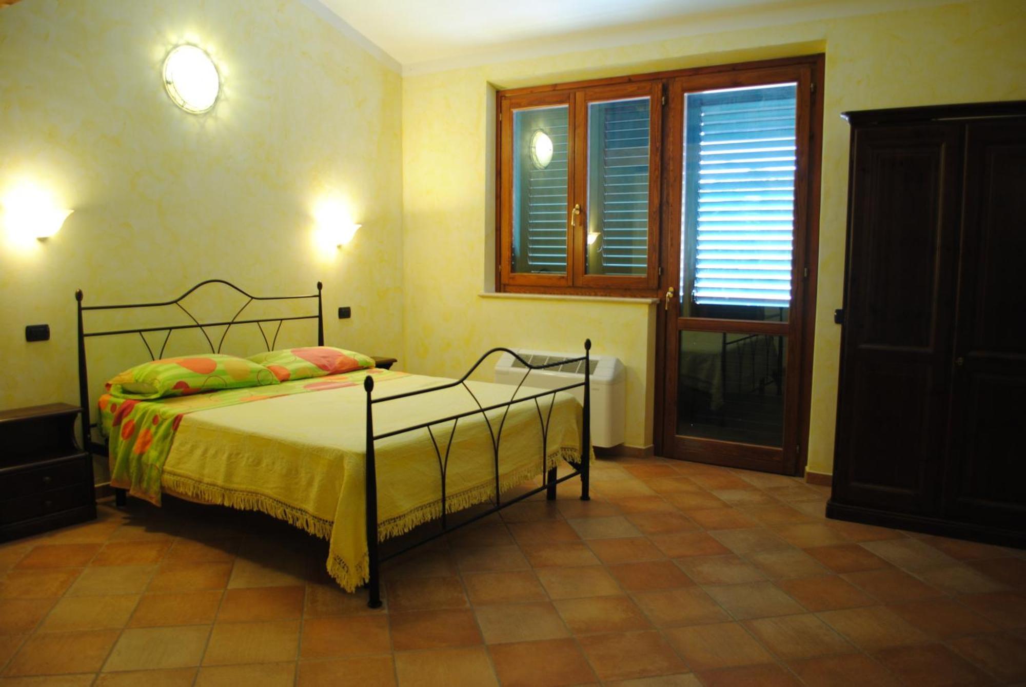 Agriturismo Il Vecchio Carro Campli Exterior foto