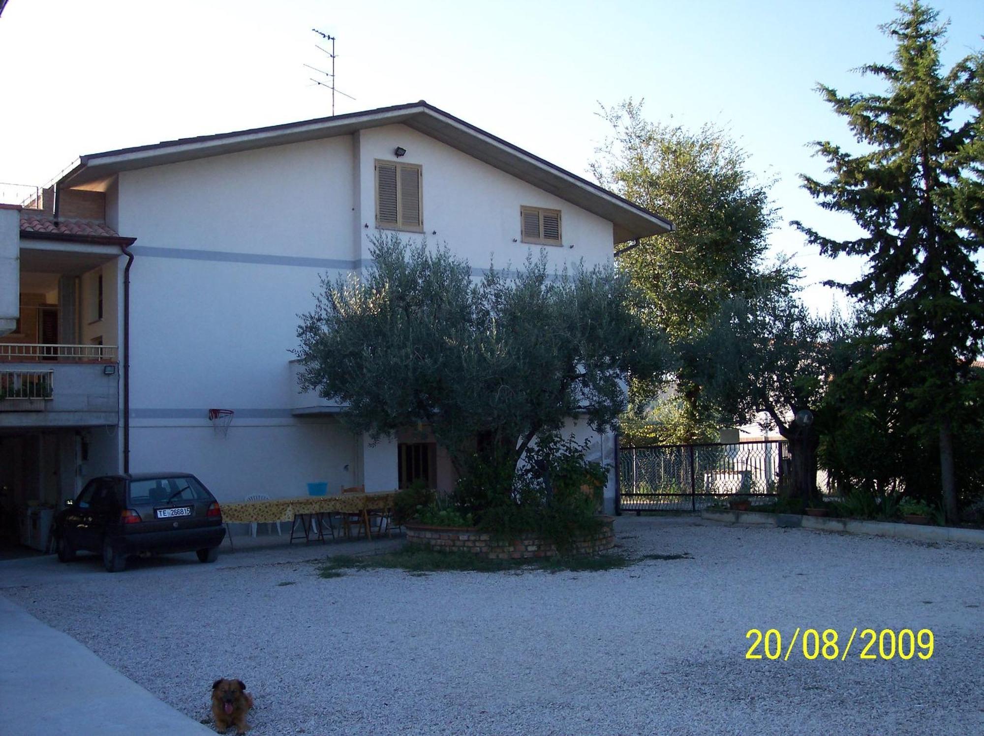 Agriturismo Il Vecchio Carro Campli Exterior foto