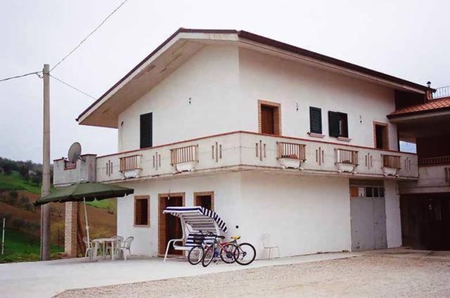 Agriturismo Il Vecchio Carro Campli Exterior foto